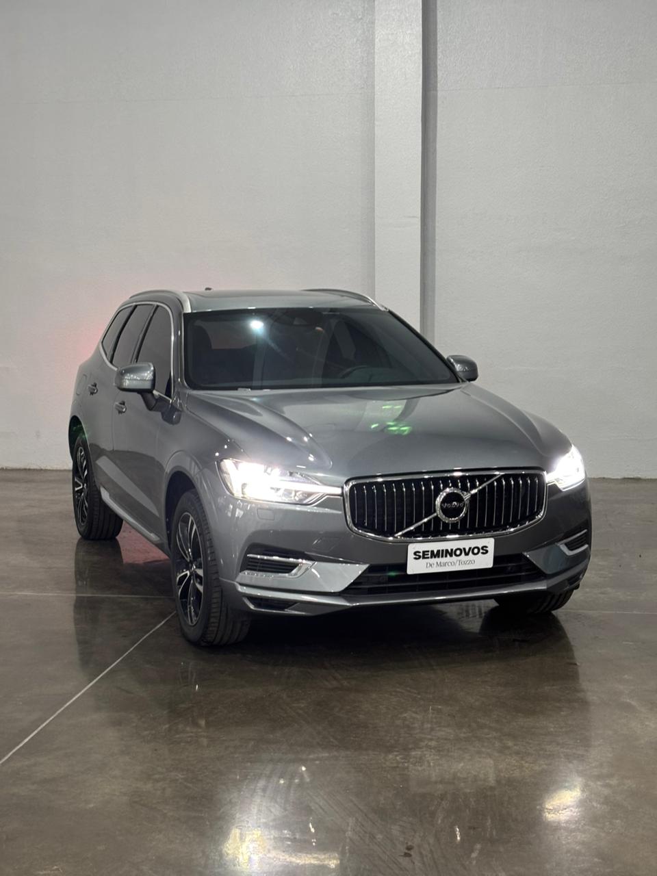 XC 60 T-8 MOMENTUM 2.0 HIBRIDO